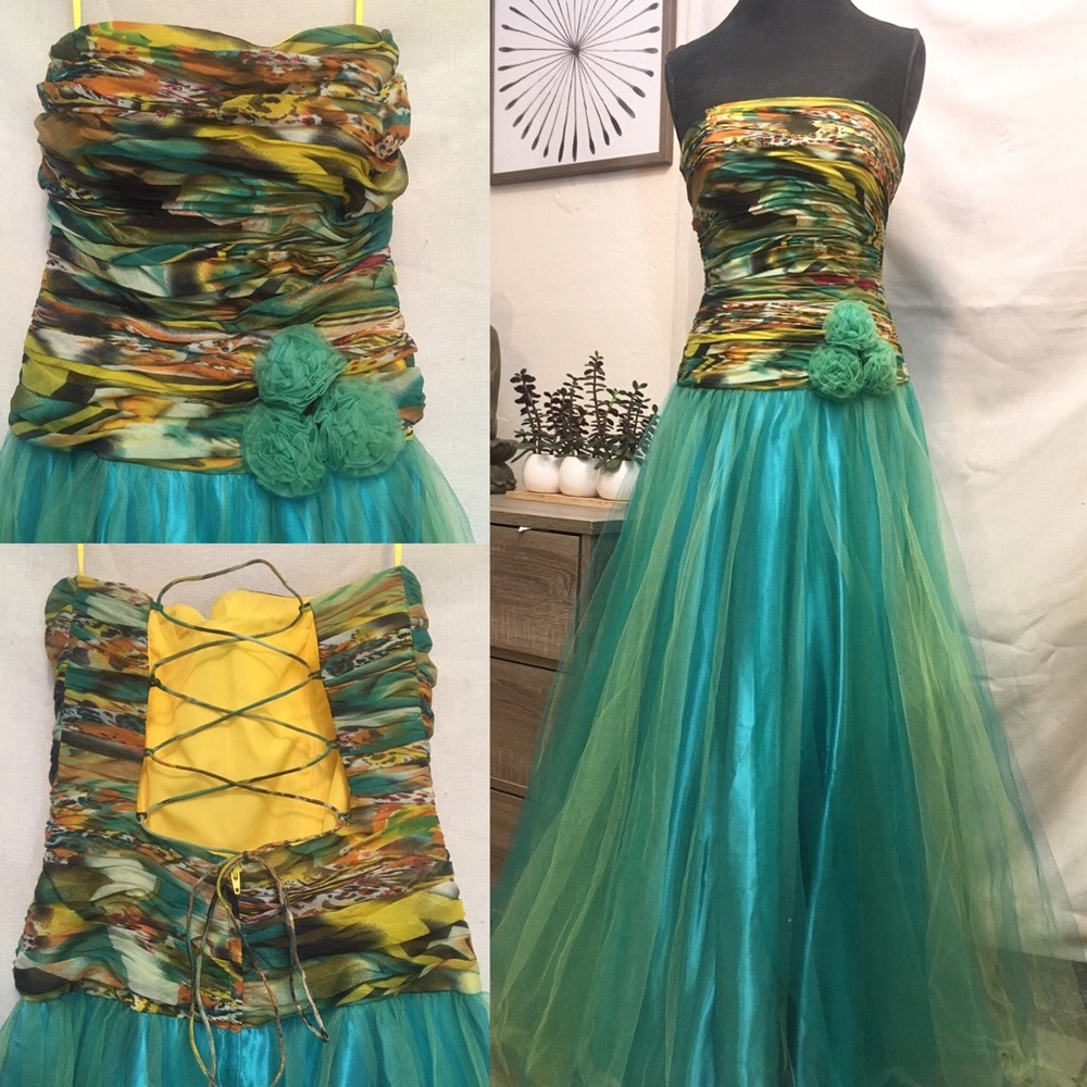 Faviana Couture Print Chiffon/Tulle Ball Gown - Picture 2 of 7